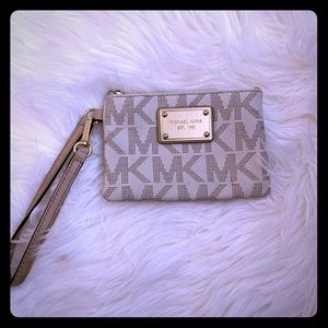 Michael Kors Wristlet